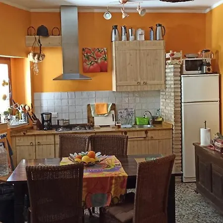 Casa De Paz Y Maison d'hôtes Tárbena